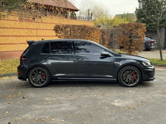 Серый Фольксваген Гольф, объемом двигателя 2 л и пробегом 170 тыс. км за 15500 $, фото 6 на Automoto.ua