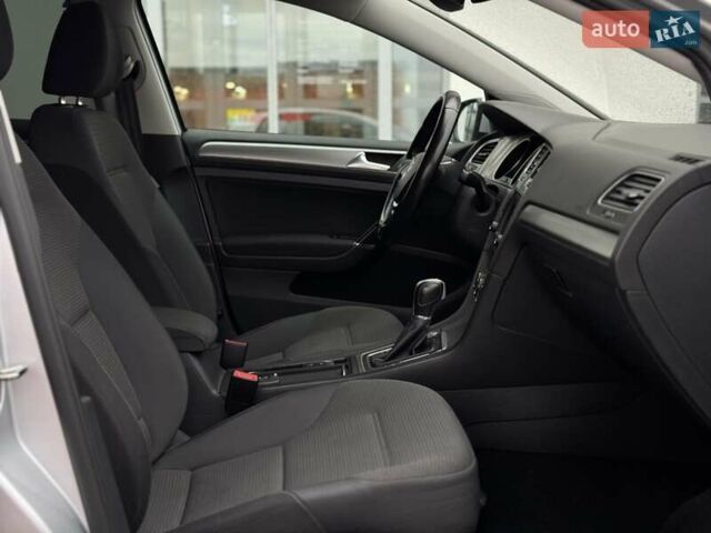 Серый Фольксваген Гольф, объемом двигателя 1.4 л и пробегом 104 тыс. км за 14990 $, фото 60 на Automoto.ua