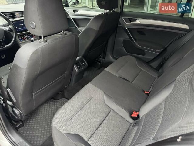 Серый Фольксваген Гольф, объемом двигателя 1.4 л и пробегом 212 тыс. км за 14990 $, фото 22 на Automoto.ua