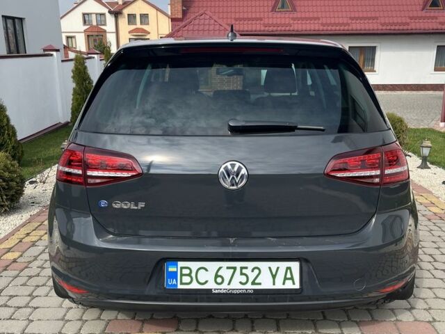 Сірий Фольксваген Гольф, об'ємом двигуна 0 л та пробігом 141 тис. км за 9000 $, фото 2 на Automoto.ua