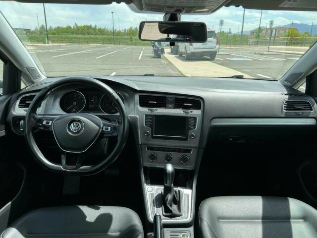 Серый Фольксваген Гольф, объемом двигателя 1.8 л и пробегом 77 тыс. км за 7000 $, фото 7 на Automoto.ua