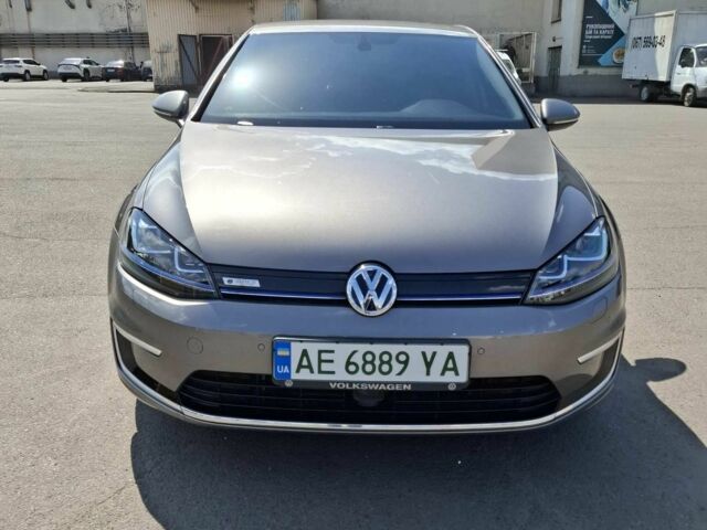 Сірий Фольксваген Гольф, об'ємом двигуна 0 л та пробігом 121 тис. км за 9700 $, фото 1 на Automoto.ua