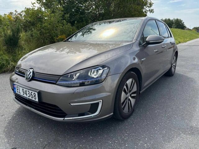 Серый Фольксваген Гольф, объемом двигателя 0 л и пробегом 130 тыс. км за 9100 $, фото 1 на Automoto.ua