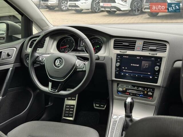 Серый Фольксваген Гольф, объемом двигателя 1.4 л и пробегом 212 тыс. км за 14990 $, фото 26 на Automoto.ua