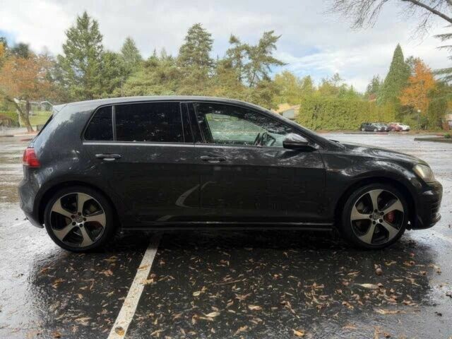 Сірий Фольксваген Гольф, об'ємом двигуна 2 л та пробігом 80 тис. км за 4900 $, фото 2 на Automoto.ua