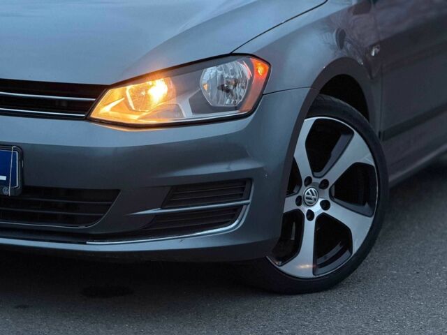 Сірий Фольксваген Гольф, об'ємом двигуна 1.8 л та пробігом 2 тис. км за 10000 $, фото 5 на Automoto.ua