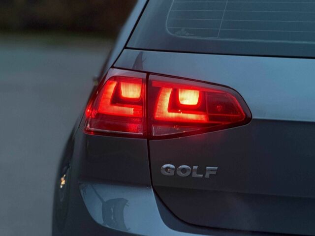 Сірий Фольксваген Гольф, об'ємом двигуна 1.8 л та пробігом 2 тис. км за 10000 $, фото 6 на Automoto.ua