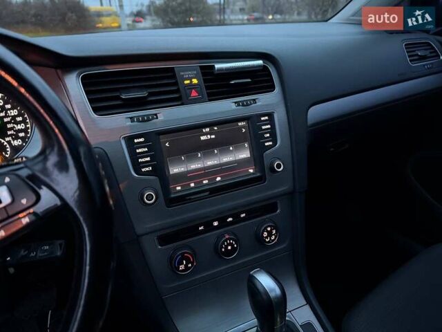 Серый Фольксваген Гольф, объемом двигателя 1.78 л и пробегом 217 тыс. км за 10000 $, фото 43 на Automoto.ua