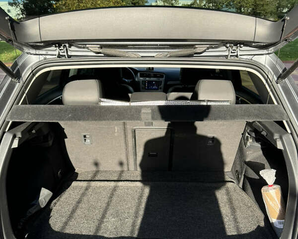 Серый Фольксваген Гольф, объемом двигателя 1.8 л и пробегом 149 тыс. км за 11900 $, фото 15 на Automoto.ua