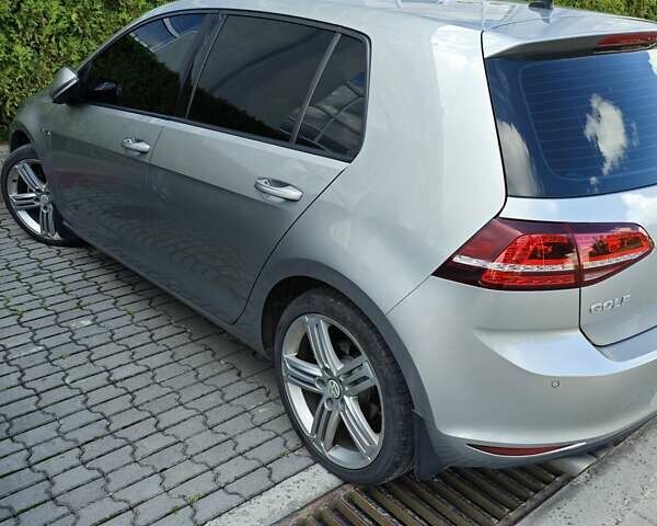 Серый Фольксваген Гольф, объемом двигателя 1.4 л и пробегом 275 тыс. км за 14500 $, фото 2 на Automoto.ua