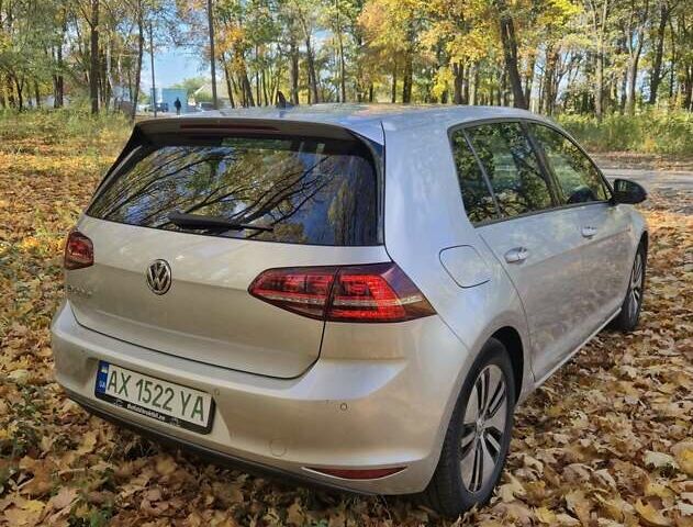 Серый Фольксваген Гольф, объемом двигателя 0 л и пробегом 69 тыс. км за 10800 $, фото 3 на Automoto.ua