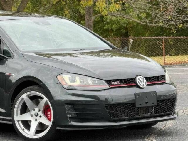 Серый Фольксваген Гольф, объемом двигателя 2 л и пробегом 110 тыс. км за 9000 $, фото 1 на Automoto.ua