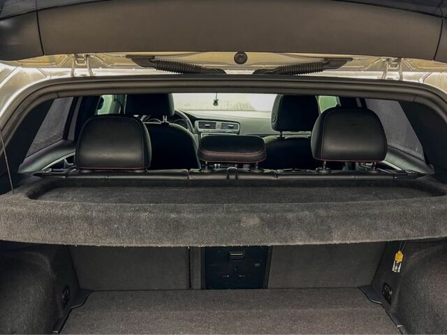 Серый Фольксваген Гольф, объемом двигателя 2 л и пробегом 120 тыс. км за 15999 $, фото 10 на Automoto.ua