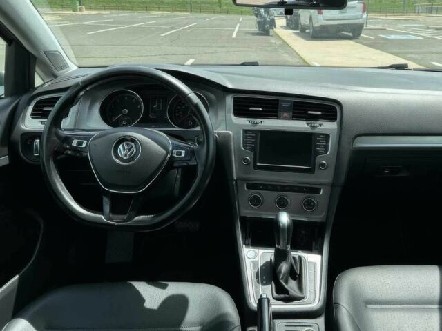 Серый Фольксваген Гольф, объемом двигателя 1.8 л и пробегом 79 тыс. км за 7000 $, фото 7 на Automoto.ua