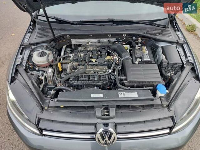 Серый Фольксваген Гольф, объемом двигателя 1.8 л и пробегом 123 тыс. км за 10200 $, фото 14 на Automoto.ua