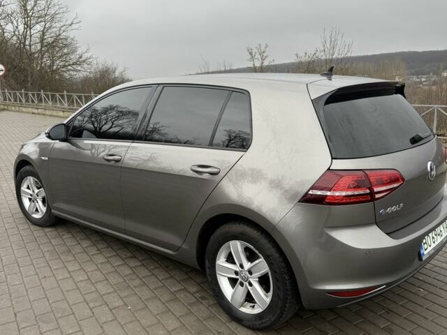 Сірий Фольксваген Гольф, об'ємом двигуна 0 л та пробігом 144 тис. км за 7999 $, фото 3 на Automoto.ua