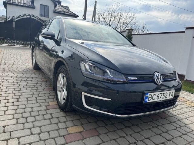 Сірий Фольксваген Гольф, об'ємом двигуна 0 л та пробігом 141 тис. км за 9000 $, фото 1 на Automoto.ua