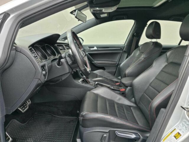 Серый Фольксваген Гольф, объемом двигателя 2 л и пробегом 65 тыс. км за 7900 $, фото 4 на Automoto.ua