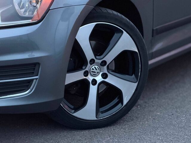 Сірий Фольксваген Гольф, об'ємом двигуна 1.8 л та пробігом 2 тис. км за 10000 $, фото 4 на Automoto.ua