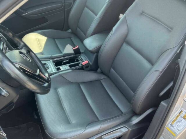 Серый Фольксваген Гольф, объемом двигателя 0 л и пробегом 71 тыс. км за 8000 $, фото 6 на Automoto.ua