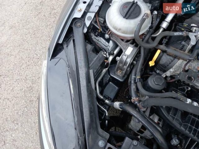 Серый Фольксваген Гольф, объемом двигателя 1.8 л и пробегом 123 тыс. км за 10200 $, фото 12 на Automoto.ua