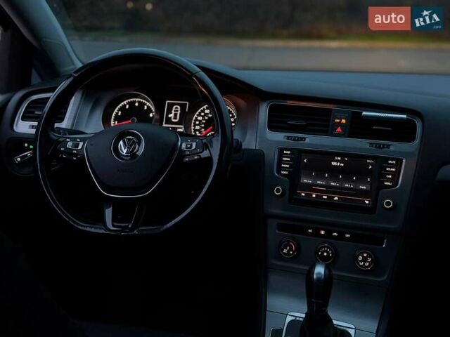 Серый Фольксваген Гольф, объемом двигателя 1.78 л и пробегом 217 тыс. км за 10000 $, фото 37 на Automoto.ua