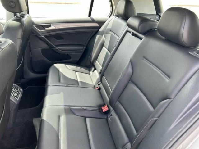 Серый Фольксваген Гольф, объемом двигателя 1.8 л и пробегом 77 тыс. км за 7000 $, фото 11 на Automoto.ua