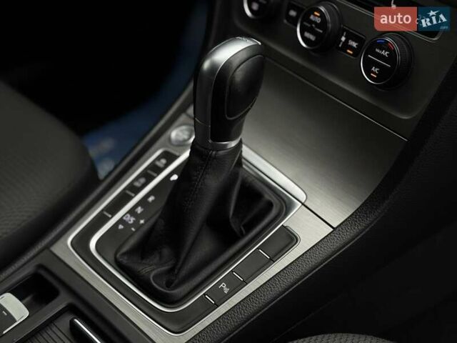 Серый Фольксваген Гольф, объемом двигателя 1.4 л и пробегом 104 тыс. км за 14990 $, фото 63 на Automoto.ua