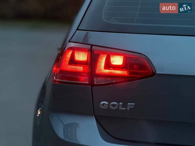 Серый Фольксваген Гольф, объемом двигателя 1.78 л и пробегом 217 тыс. км за 10000 $, фото 19 на Automoto.ua