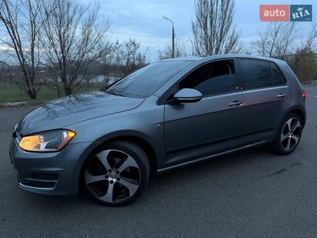 Серый Фольксваген Гольф, объемом двигателя 1.78 л и пробегом 217 тыс. км за 10000 $, фото 7 на Automoto.ua