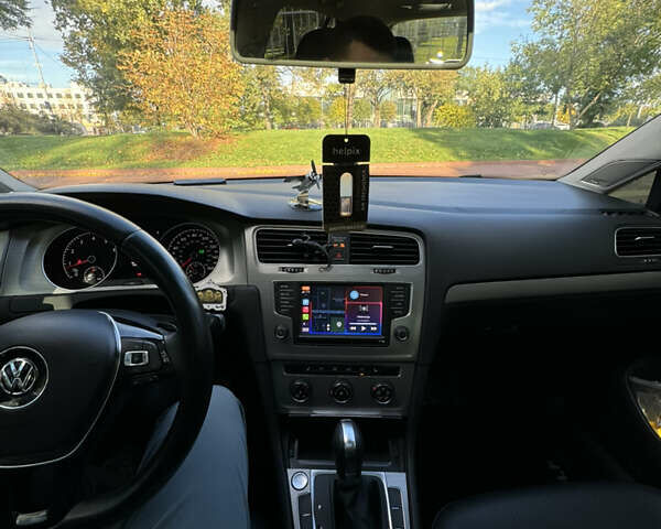 Серый Фольксваген Гольф, объемом двигателя 1.8 л и пробегом 149 тыс. км за 11900 $, фото 12 на Automoto.ua