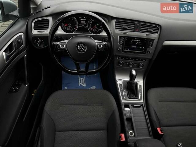 Серый Фольксваген Гольф, объемом двигателя 1.4 л и пробегом 104 тыс. км за 14990 $, фото 56 на Automoto.ua