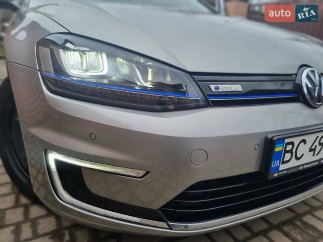 Сірий Фольксваген Гольф, об'ємом двигуна 0 л та пробігом 95 тис. км за 11500 $, фото 10 на Automoto.ua