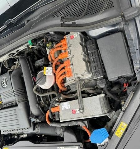 Сірий Фольксваген Гольф, об'ємом двигуна 1.4 л та пробігом 152 тис. км за 14600 $, фото 76 на Automoto.ua