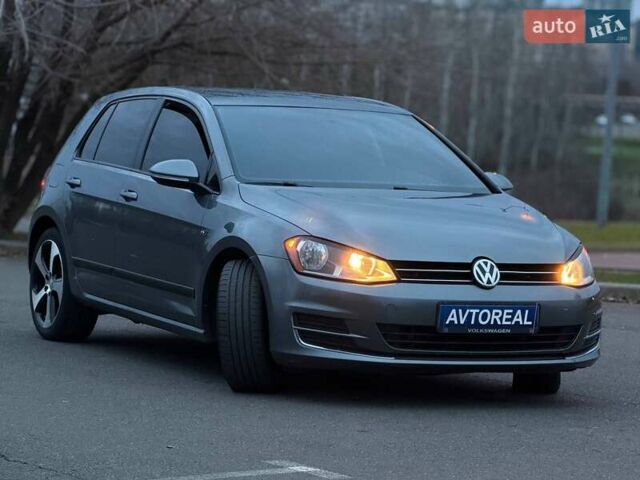 Серый Фольксваген Гольф, объемом двигателя 1.78 л и пробегом 217 тыс. км за 10000 $, фото 3 на Automoto.ua