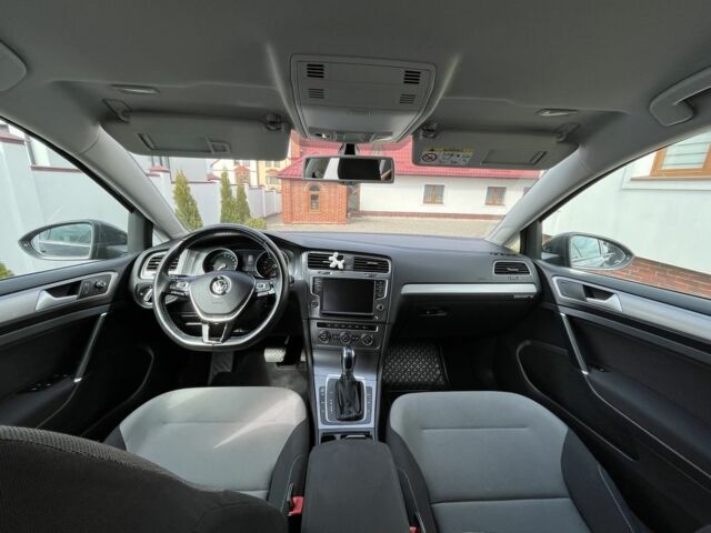 Сірий Фольксваген Гольф, об'ємом двигуна 0 л та пробігом 141 тис. км за 9000 $, фото 6 на Automoto.ua