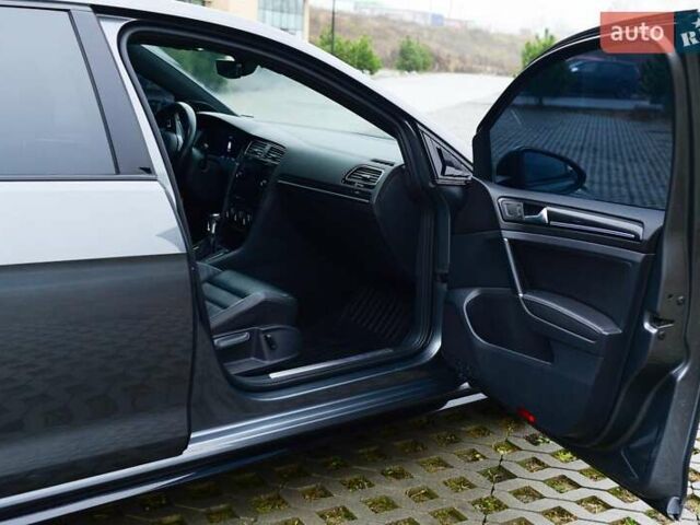 Сірий Фольксваген Гольф, об'ємом двигуна 1.99 л та пробігом 143 тис. км за 22900 $, фото 4 на Automoto.ua