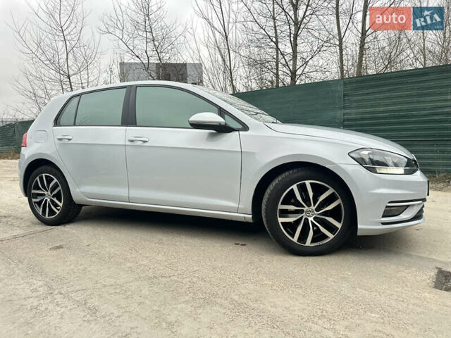 Серый Фольксваген Гольф, объемом двигателя 1.4 л и пробегом 174 тыс. км за 12800 $, фото 5 на Automoto.ua