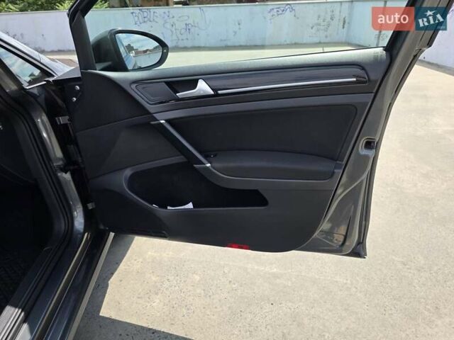 Фольксваген Гольф 2017 у Мукачеве на Automoto.ua Сірий Фольксваген Гольф, об'ємом двигуна 1.4 л та пробігом 189 тис. км за 17900 $, фото 51 на Automoto.ua