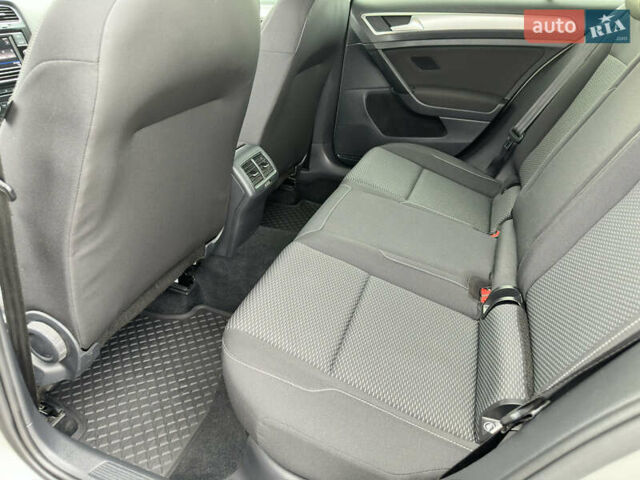 Сірий Фольксваген Гольф, об'ємом двигуна 1.4 л та пробігом 119 тис. км за 12900 $, фото 43 на Automoto.ua