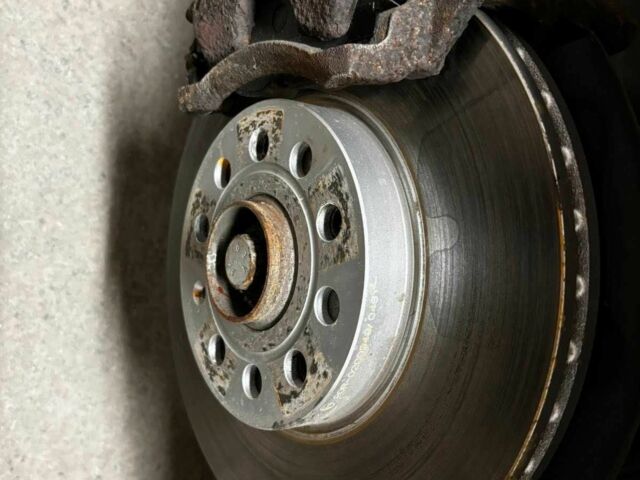 Серый Фольксваген Гольф, объемом двигателя 0 л и пробегом 104 тыс. км за 11200 $, фото 13 на Automoto.ua