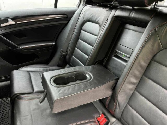 Серый Фольксваген Гольф, объемом двигателя 2 л и пробегом 63 тыс. км за 13000 $, фото 14 на Automoto.ua