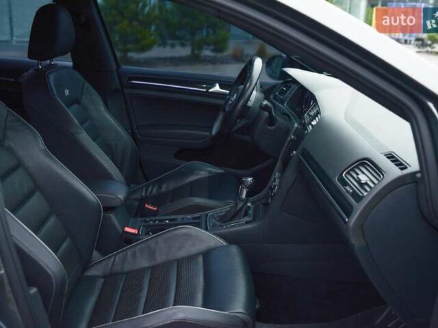 Сірий Фольксваген Гольф, об'ємом двигуна 1.99 л та пробігом 143 тис. км за 22900 $, фото 7 на Automoto.ua