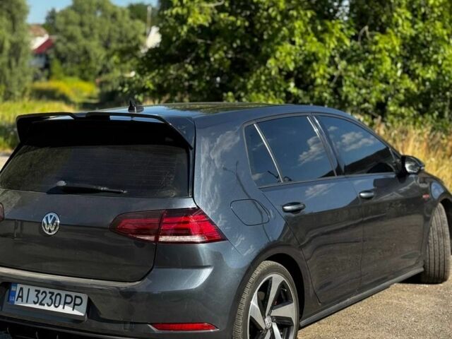 Серый Фольксваген Гольф, объемом двигателя 2 л и пробегом 99 тыс. км за 19999 $, фото 1 на Automoto.ua