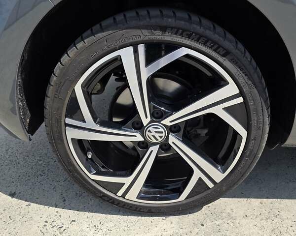 Фольксваген Гольф 2017 у Мукачеве на Automoto.ua Сірий Фольксваген Гольф, об'ємом двигуна 1.4 л та пробігом 189 тис. км за 17900 $, фото 43 на Automoto.ua