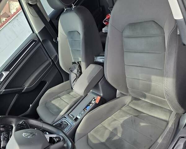 Фольксваген Гольф 2017 у Мукачеве на Automoto.ua Сірий Фольксваген Гольф, об'ємом двигуна 1.4 л та пробігом 189 тис. км за 17900 $, фото 33 на Automoto.ua