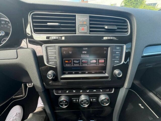 Серый Фольксваген Гольф, объемом двигателя 2 л и пробегом 64 тыс. км за 8800 $, фото 12 на Automoto.ua