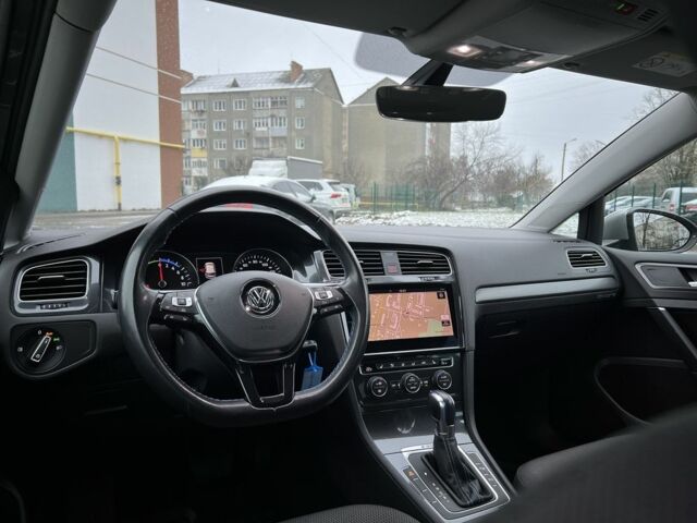 Сірий Фольксваген Гольф, об'ємом двигуна 0 л та пробігом 56 тис. км за 12900 $, фото 20 на Automoto.ua