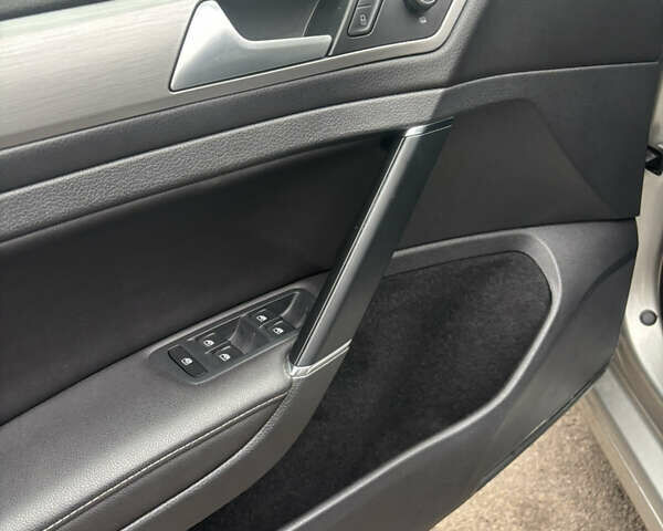 Сірий Фольксваген Гольф, об'ємом двигуна 1.8 л та пробігом 84 тис. км за 15200 $, фото 11 на Automoto.ua