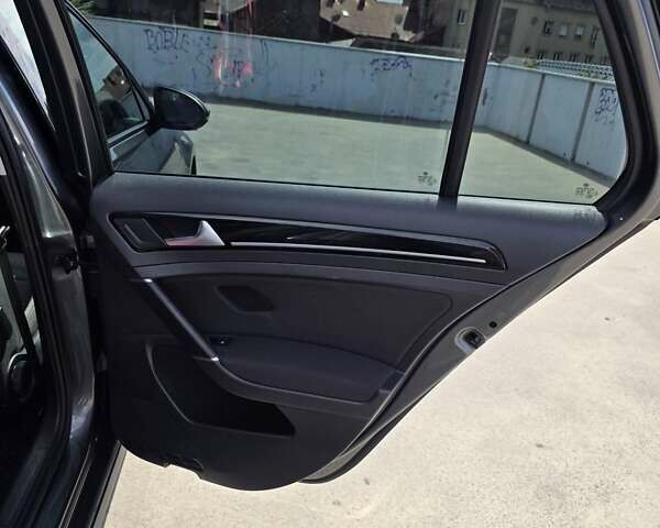 Фольксваген Гольф 2017 у Мукачеве на Automoto.ua Сірий Фольксваген Гольф, об'ємом двигуна 1.4 л та пробігом 189 тис. км за 17900 $, фото 42 на Automoto.ua